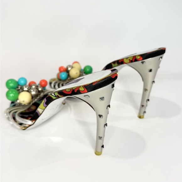 Vintage Emilio Pucci Printed Charm Sandals - Picture 8 of 9